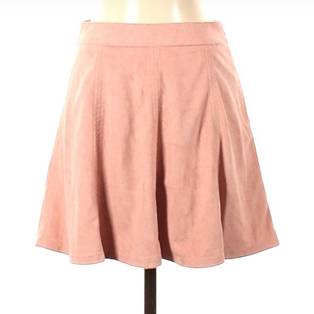 A line skate mini skirt size small pale pink